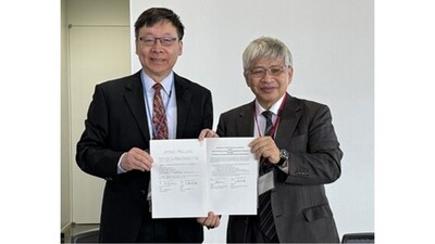 2023/10/17 與日本名古屋大學低溫電漿科學研究中心主任Noriyasu OHNO教授簽訂MOU圖片